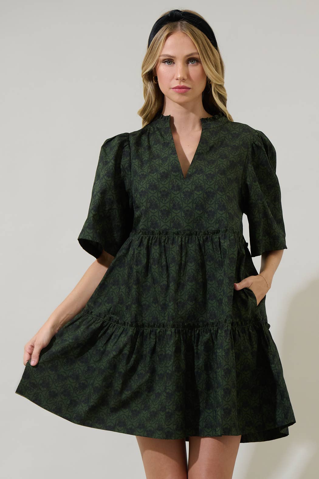 Haslet Floral Dixie Split Neck Shift Dress: Olive Green