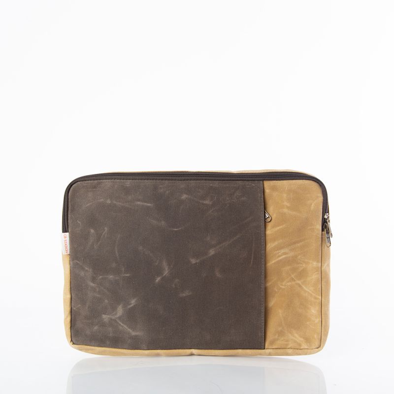 Waxed Laptop Sleeve Bone with olive