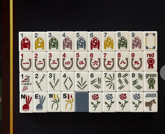 The Polo Club Mahjong Set