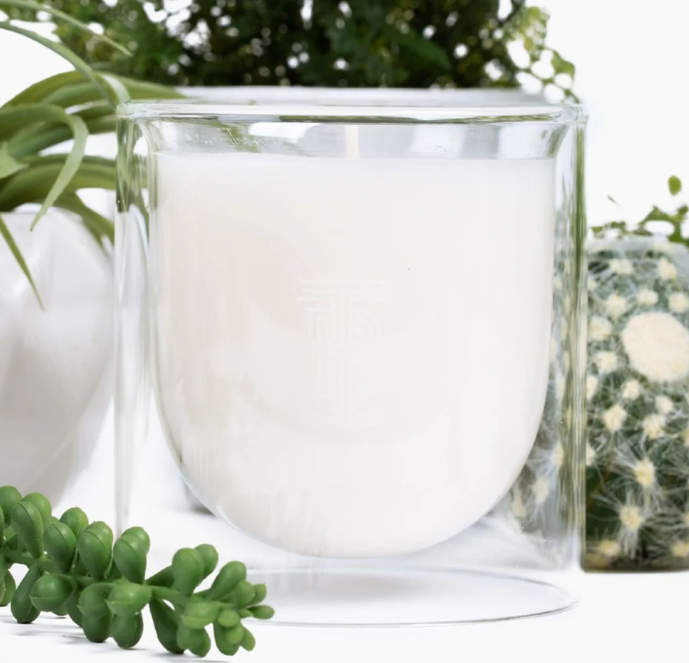 Thomas Blonde Mod Luxe Candle