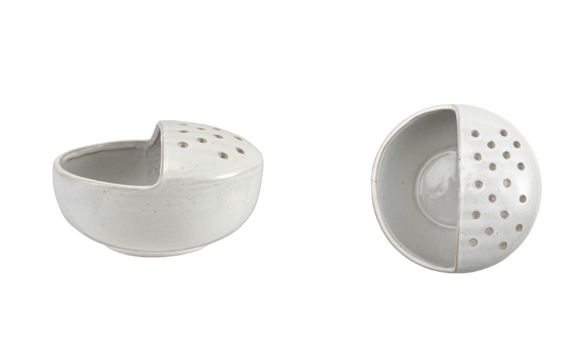 6-3/4" Round x 4"H Stoneware Strainer Bowl, White