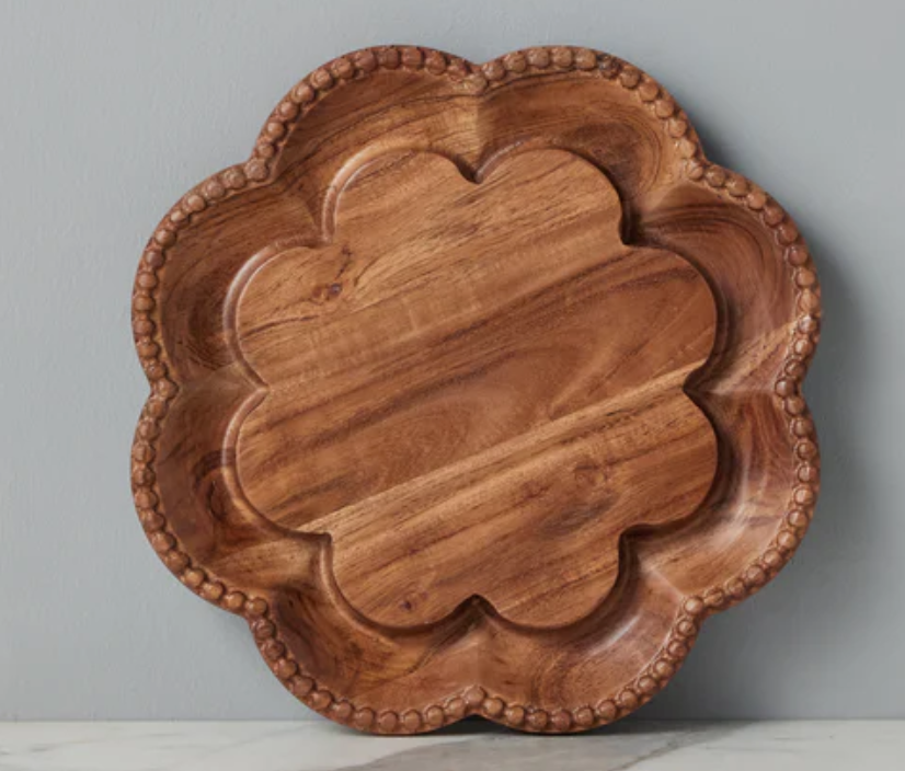 Vintage English Bread Board, Medium Scalloped