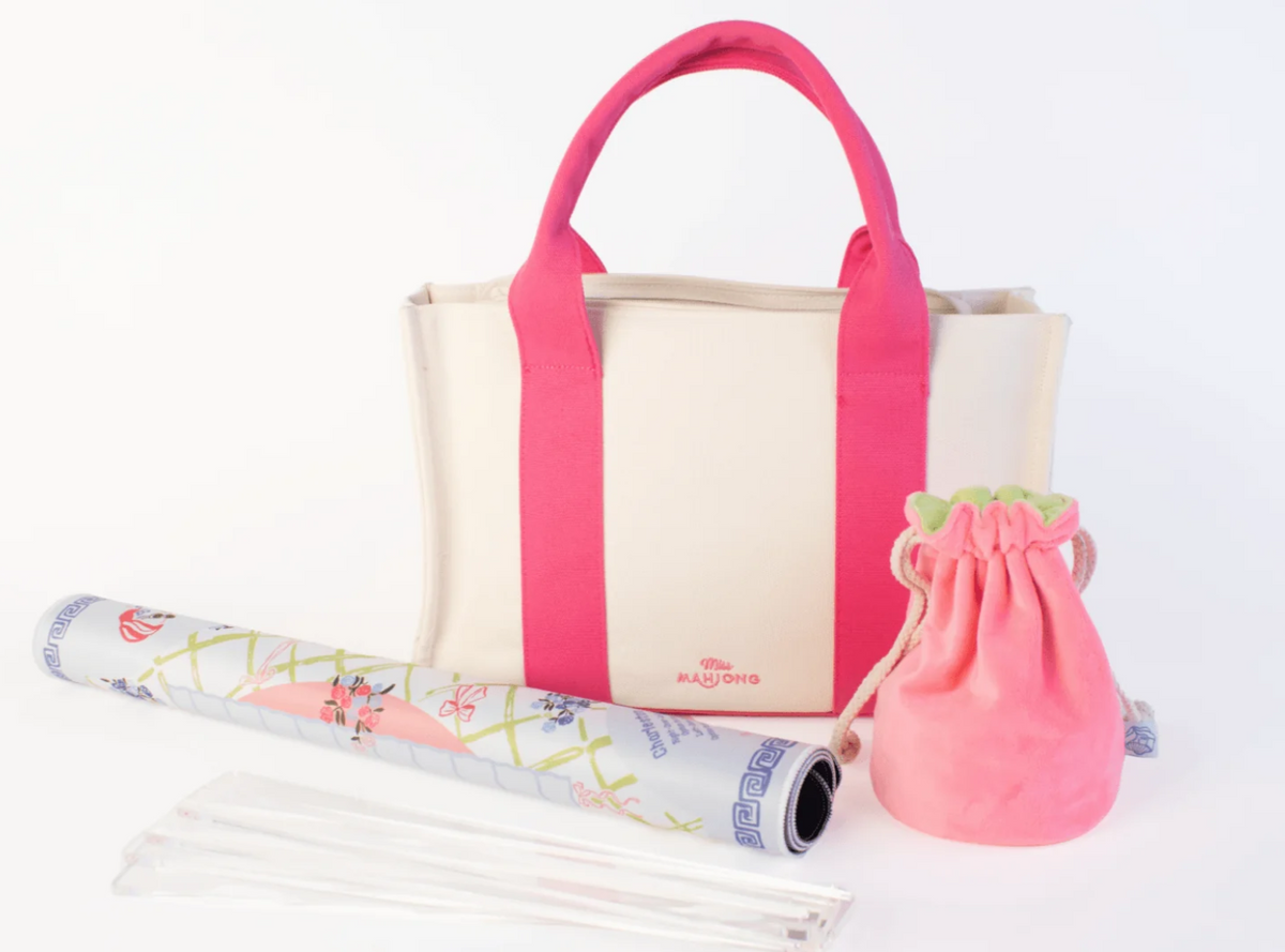 Mini Miss Darling: Travel Mahjong Bundle