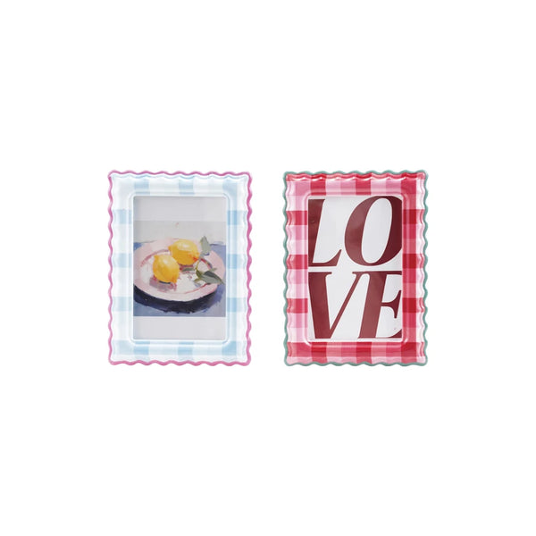 Scalloped Photo Frame w/ Plaid Pattern,