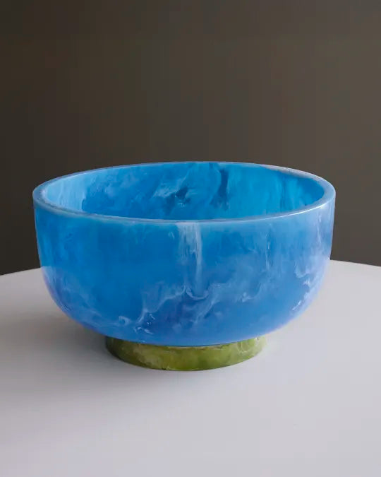 Resin Rio Large Bowl with Base